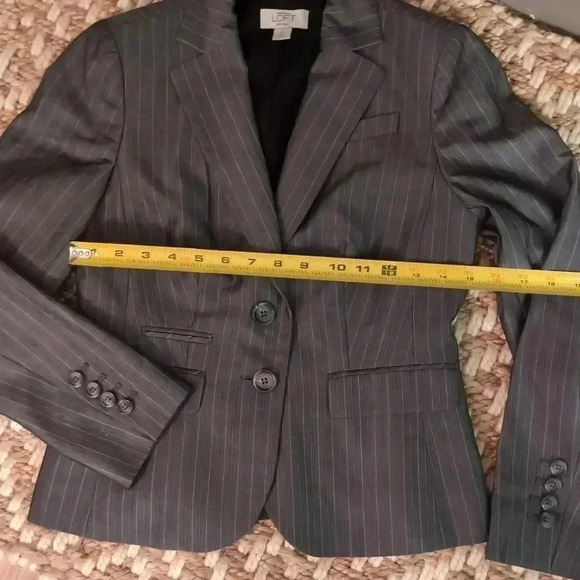 Ann Taylor LOFT Grey Pinstripe Blazer - Picture 5 of 6